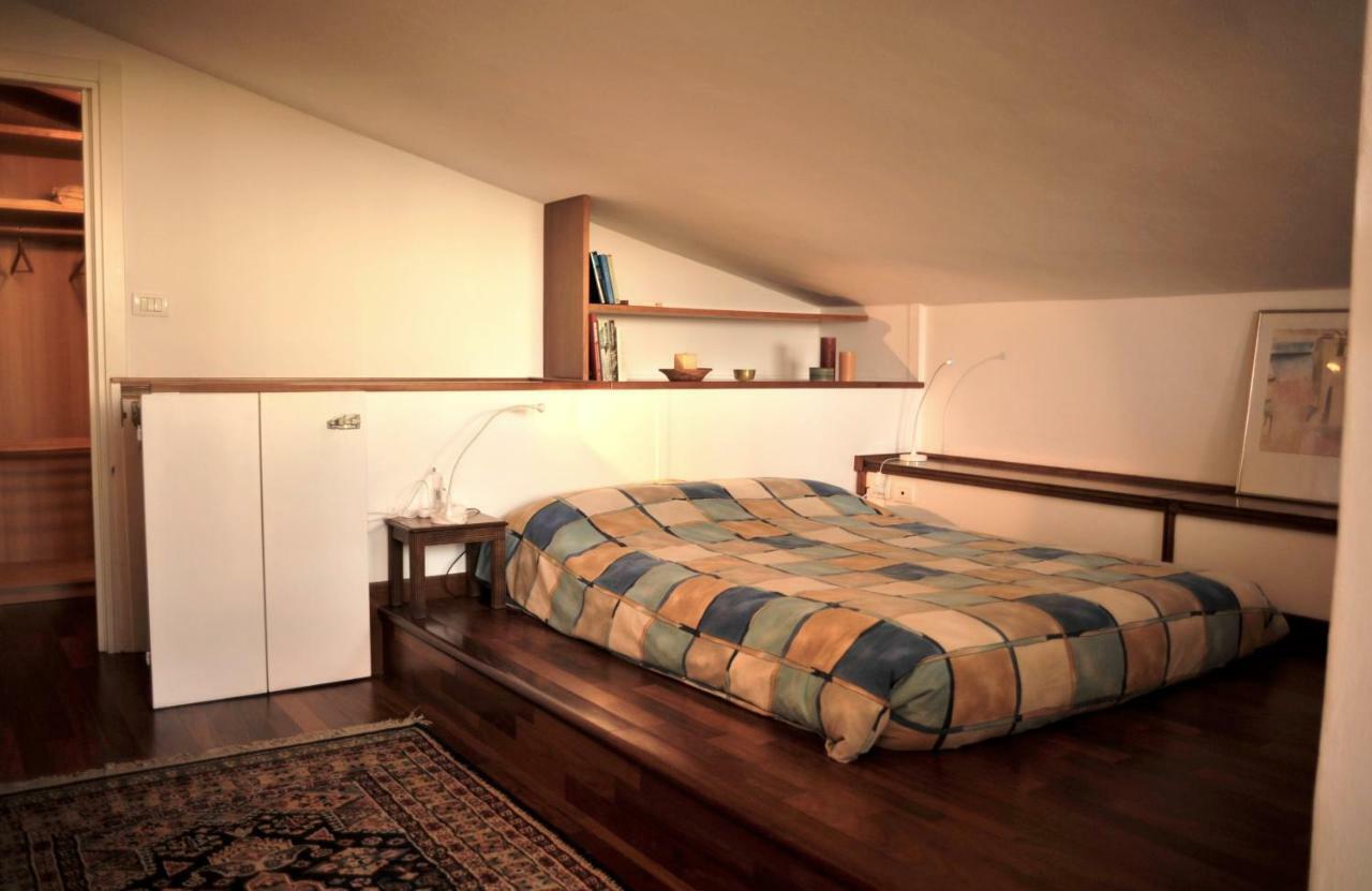 B&B Fiera - Mini Attico Bologna Eksteriør billede
